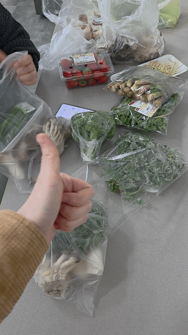 Fresh vegetables and groceries shared among coworkers in Korea